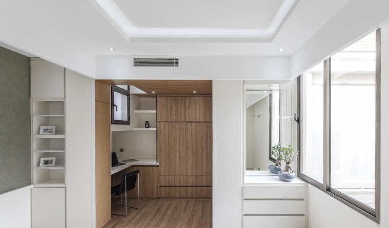 Wood-clad workspace within a unit