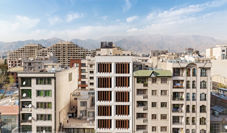 Nikbaspar Office Building