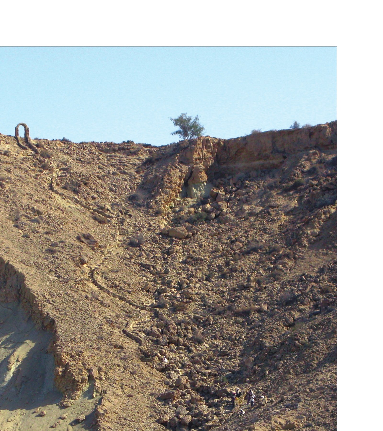 Dry stream landscape with the mountain settlement above